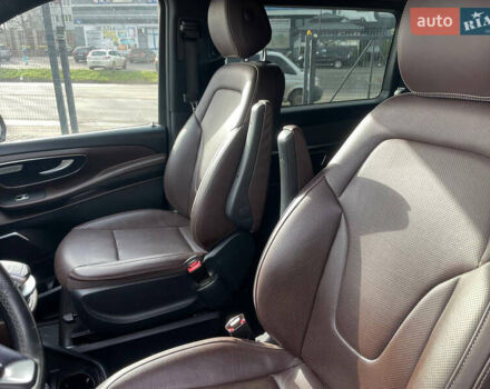 Чорний Мерседес В-Клас, об'ємом двигуна 2.2 л та пробігом 350 тис. км за 44500 $, фото 3 на Automoto.ua