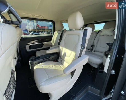 Чорний Мерседес В-Клас, об'ємом двигуна 2.14 л та пробігом 135 тис. км за 50000 $, фото 44 на Automoto.ua