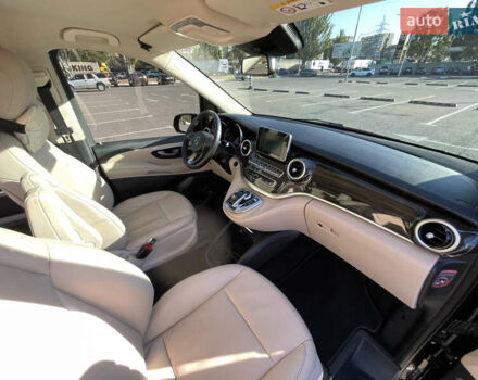 Чорний Мерседес В-Клас, об'ємом двигуна 2.14 л та пробігом 135 тис. км за 50000 $, фото 13 на Automoto.ua