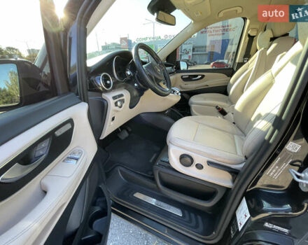 Чорний Мерседес В-Клас, об'ємом двигуна 2.14 л та пробігом 135 тис. км за 50000 $, фото 9 на Automoto.ua