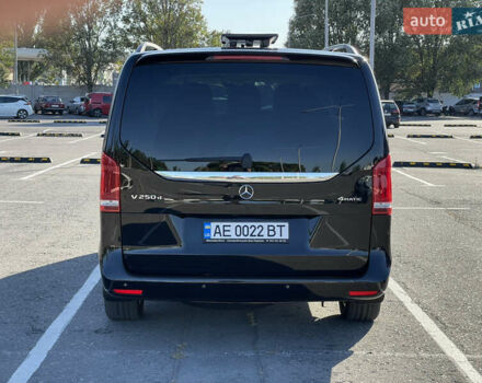 Чорний Мерседес В-Клас, об'ємом двигуна 2.14 л та пробігом 135 тис. км за 50000 $, фото 3 на Automoto.ua