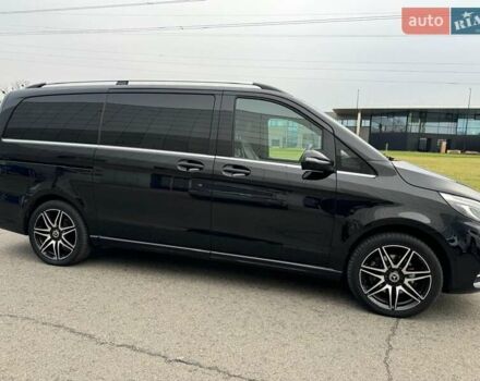 Черный Мерседес В-Класс, объемом двигателя 2.14 л и пробегом 62 тыс. км за 65000 $, фото 3 на Automoto.ua