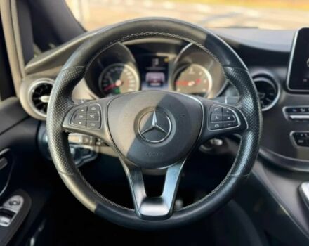 Черный Мерседес В-Класс, объемом двигателя 2 л и пробегом 36 тыс. км за 25000 $, фото 6 на Automoto.ua