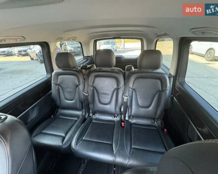 Чорний Мерседес В-Клас, об'ємом двигуна 2 л та пробігом 228 тис. км за 35000 $, фото 8 на Automoto.ua