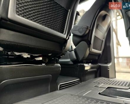 Чорний Мерседес В-Клас, об'ємом двигуна 1.95 л та пробігом 174 тис. км за 62800 $, фото 51 на Automoto.ua