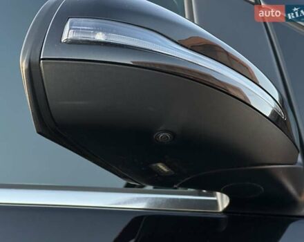 Черный Мерседес В-Класс, объемом двигателя 2.14 л и пробегом 123 тыс. км за 68500 $, фото 10 на Automoto.ua