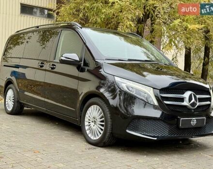 Чорний Мерседес В-Клас, об'ємом двигуна 2.1 л та пробігом 275 тис. км за 45500 $, фото 2 на Automoto.ua