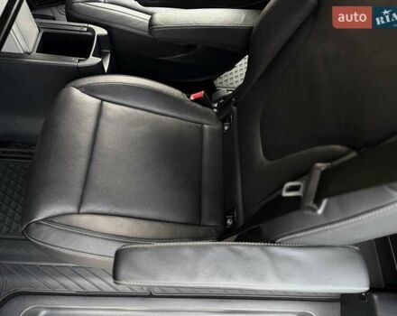 Чорний Мерседес В-Клас, об'ємом двигуна 1.95 л та пробігом 174 тис. км за 62800 $, фото 67 на Automoto.ua