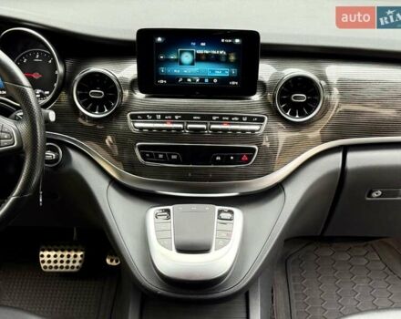 Чорний Мерседес В-Клас, об'ємом двигуна 2.1 л та пробігом 275 тис. км за 45500 $, фото 29 на Automoto.ua