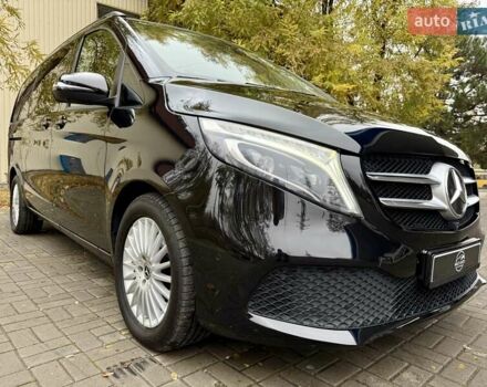 Черный Мерседес В-Класс, объемом двигателя 2.1 л и пробегом 275 тыс. км за 45500 $, фото 4 на Automoto.ua