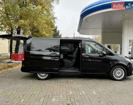 Чорний Мерседес В-Клас, об'ємом двигуна 2.1 л та пробігом 275 тис. км за 45500 $, фото 17 на Automoto.ua