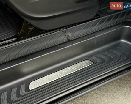 Чорний Мерседес В-Клас, об'ємом двигуна 1.95 л та пробігом 174 тис. км за 62800 $, фото 46 на Automoto.ua