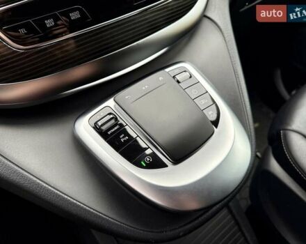 Чорний Мерседес В-Клас, об'ємом двигуна 2.1 л та пробігом 275 тис. км за 45500 $, фото 33 на Automoto.ua