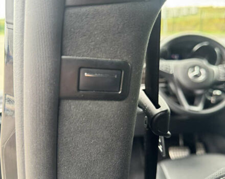 Черный Мерседес В-Класс, объемом двигателя 2.14 л и пробегом 40 тыс. км за 97500 $, фото 28 на Automoto.ua