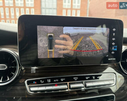 Чорний Мерседес В-Клас, об'ємом двигуна 1.95 л та пробігом 172 тис. км за 80000 $, фото 53 на Automoto.ua