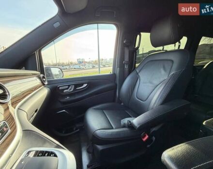 Черный Мерседес В-Класс, объемом двигателя 1.95 л и пробегом 102 тыс. км за 72000 $, фото 72 на Automoto.ua