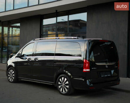 Чорний Мерседес В-Клас, об'ємом двигуна 2.14 л та пробігом 26 тис. км за 88800 $, фото 13 на Automoto.ua