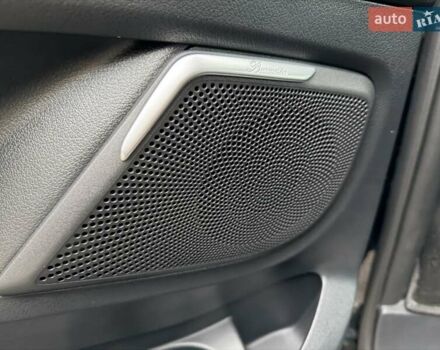 Черный Мерседес В-Класс, объемом двигателя 1.95 л и пробегом 46 тыс. км за 93999 $, фото 13 на Automoto.ua