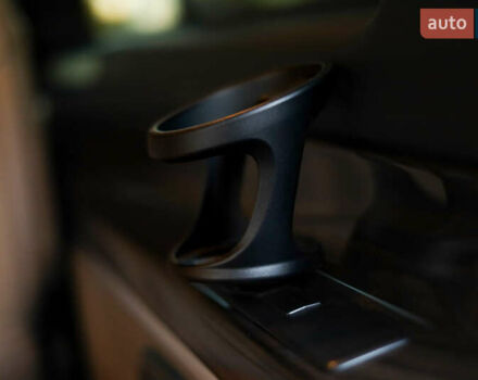 Чорний Мерседес В-Клас, об'ємом двигуна 2.14 л та пробігом 26 тис. км за 88800 $, фото 60 на Automoto.ua