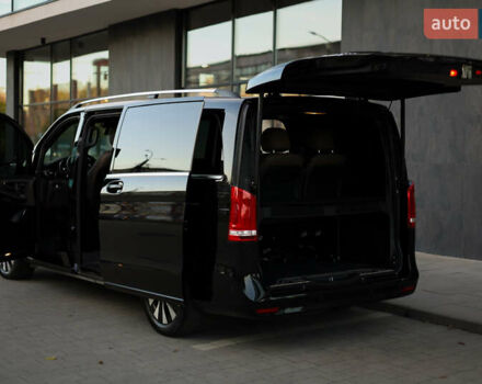 Чорний Мерседес В-Клас, об'ємом двигуна 2.14 л та пробігом 26 тис. км за 88800 $, фото 17 на Automoto.ua