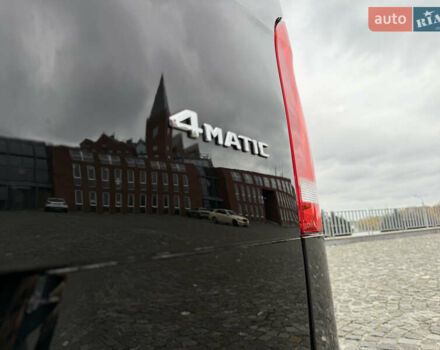 Чорний Мерседес В-Клас, об'ємом двигуна 1.95 л та пробігом 172 тис. км за 80000 $, фото 8 на Automoto.ua