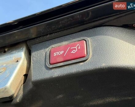 Черный Мерседес В-Класс, объемом двигателя 1.95 л и пробегом 102 тыс. км за 72000 $, фото 38 на Automoto.ua