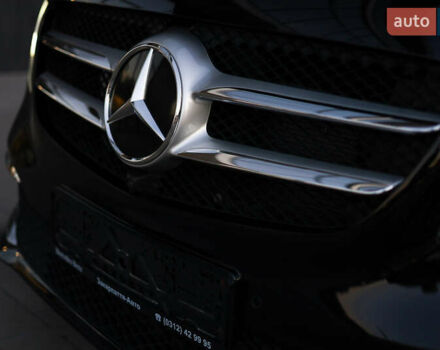 Чорний Мерседес В-Клас, об'ємом двигуна 2.14 л та пробігом 26 тис. км за 88800 $, фото 22 на Automoto.ua