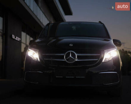 Чорний Мерседес В-Клас, об'ємом двигуна 2.14 л та пробігом 26 тис. км за 88800 $, фото 19 на Automoto.ua