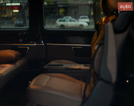 Чорний Мерседес В-Клас, об'ємом двигуна 2.14 л та пробігом 26 тис. км за 88800 $, фото 58 на Automoto.ua