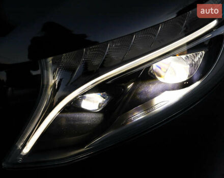 Чорний Мерседес В-Клас, об'ємом двигуна 2.14 л та пробігом 26 тис. км за 88800 $, фото 20 на Automoto.ua