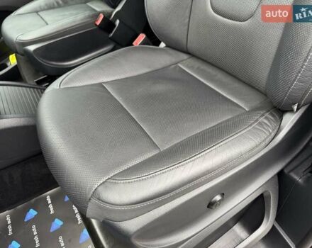 Черный Мерседес В-Класс, объемом двигателя 2 л и пробегом 83 тыс. км за 70900 $, фото 19 на Automoto.ua