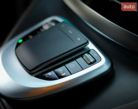 Чорний Мерседес В-Клас, об'ємом двигуна 2.14 л та пробігом 26 тис. км за 88800 $, фото 50 на Automoto.ua