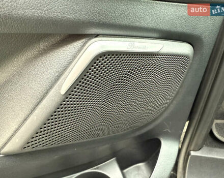 Чорний Мерседес В-Клас, об'ємом двигуна 1.95 л та пробігом 172 тис. км за 80000 $, фото 18 на Automoto.ua