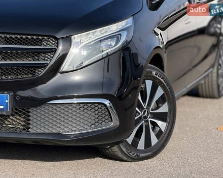 Черный Мерседес В-Класс, объемом двигателя 1.95 л и пробегом 102 тыс. км за 72000 $, фото 2 на Automoto.ua