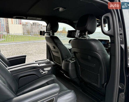 Чорний Мерседес В-Клас, об'ємом двигуна 1.95 л та пробігом 172 тис. км за 80000 $, фото 40 на Automoto.ua