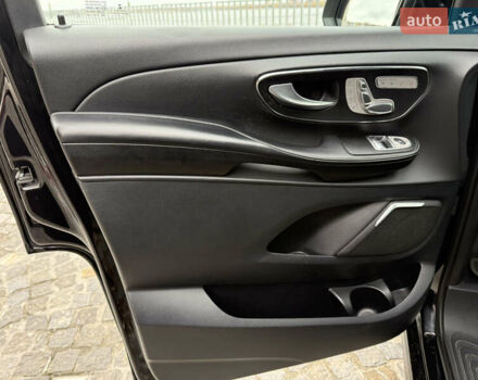 Чорний Мерседес В-Клас, об'ємом двигуна 1.95 л та пробігом 172 тис. км за 80000 $, фото 16 на Automoto.ua