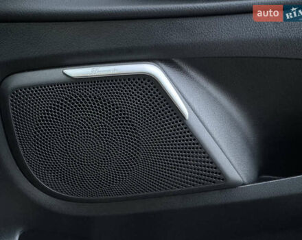 Черный Мерседес В-Класс, объемом двигателя 1.9 л и пробегом 79 тыс. км за 75555 $, фото 47 на Automoto.ua