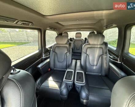 Черный Мерседес В-Класс, объемом двигателя 2 л и пробегом 202 тыс. км за 69999 $, фото 30 на Automoto.ua