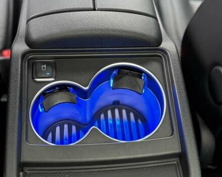 Черный Мерседес В-Класс, объемом двигателя 2.14 л и пробегом 108 тыс. км за 85000 $, фото 16 на Automoto.ua