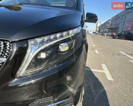 Черный Мерседес В-Класс, объемом двигателя 1.95 л и пробегом 57 тыс. км за 101000 $, фото 5 на Automoto.ua