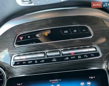 Черный Мерседес В-Класс, объемом двигателя 2.14 л и пробегом 48 тыс. км за 81900 $, фото 18 на Automoto.ua