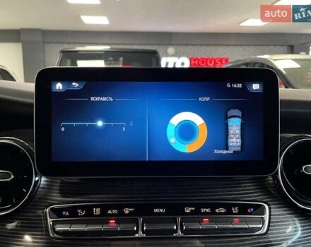 Чорний Мерседес В-Клас, об'ємом двигуна 2.14 л та пробігом 35 тис. км за 89700 $, фото 70 на Automoto.ua