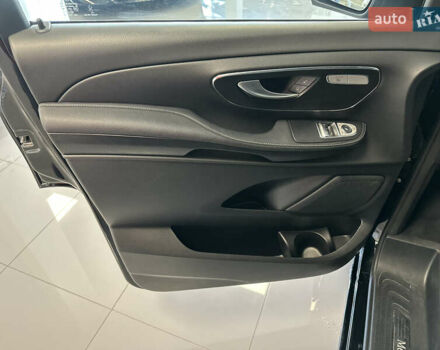 Черный Мерседес В-Класс, объемом двигателя 1.95 л и пробегом 40 тыс. км за 81900 $, фото 8 на Automoto.ua