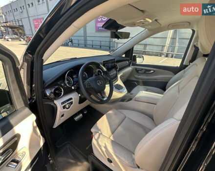 Черный Мерседес В-Класс, объемом двигателя 1.95 л и пробегом 57 тыс. км за 101000 $, фото 37 на Automoto.ua