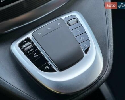 Чорний Мерседес В-Клас, об'ємом двигуна 2.14 л та пробігом 48 тис. км за 81900 $, фото 19 на Automoto.ua