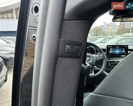 Черный Мерседес В-Класс, объемом двигателя 2.14 л и пробегом 36 тыс. км за 88500 $, фото 27 на Automoto.ua