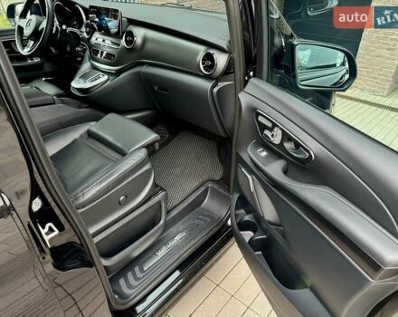 Черный Мерседес В-Класс, объемом двигателя 2 л и пробегом 56 тыс. км за 97000 $, фото 37 на Automoto.ua