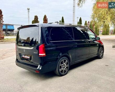 Мерседес В-Класс 2023 в Киеве на Automoto.ua Черный Мерседес В-Класс, объемом двигателя 2.14 л и пробегом 28 тыс. км за 134999 $, фото 9 на Automoto.ua
