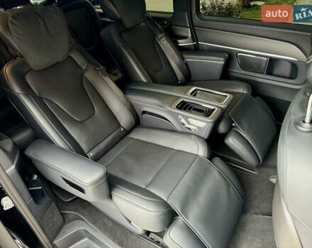 Черный Мерседес В-Класс, объемом двигателя 2 л и пробегом 56 тыс. км за 97000 $, фото 35 на Automoto.ua