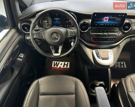 Чорний Мерседес В-Клас, об'ємом двигуна 2 л та пробігом 40 тис. км за 79500 $, фото 14 на Automoto.ua